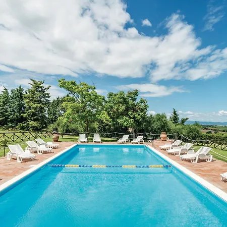 Cozy In Castiglione D,lago Pg With Wifi